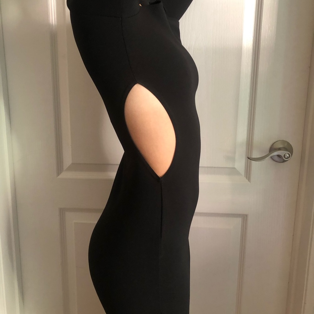 LITTLE BLACK DRESS - Picture 2 of 4